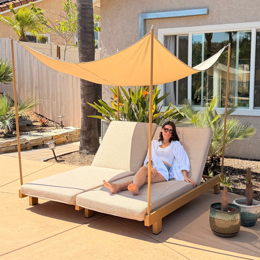 PURPLE LEAF Outdoor Luxury Daybed for Patio,  Poolside Chaise Lounge Bed with Cushion, Olefin Blend Fabric, Aluminum Frame Sunbed for Deck and Backyard — product view 2