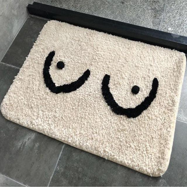 LoungeYard | Bath mat with tits — product view 3