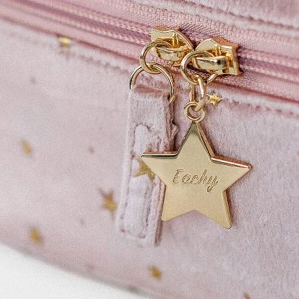 LoungeYard | Large capacity velvet cosmetic bag + wash bag — product view 5