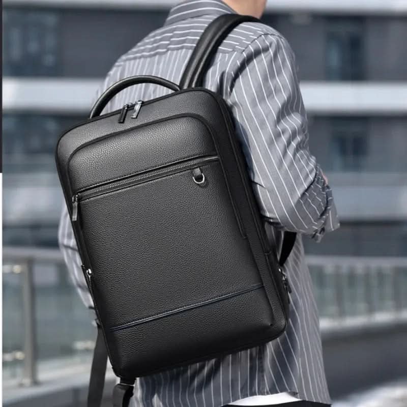LoungeYard | MobilLux Leather Rucksack – For work, travel & modern mobility — product view 2