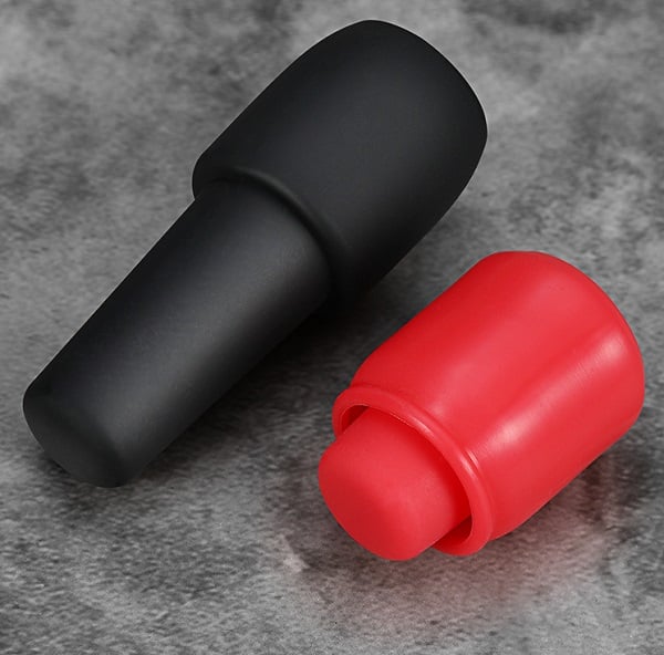 LoungeYard | Reusable bottle stopper for sparkling wine — product view 5