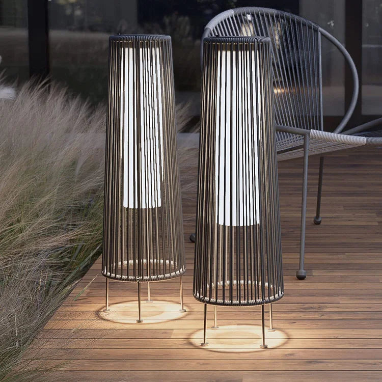 LOUNGE YARD 2PCS GORDES Solar-powered Woven Wicker Floor Lamp — product view 1