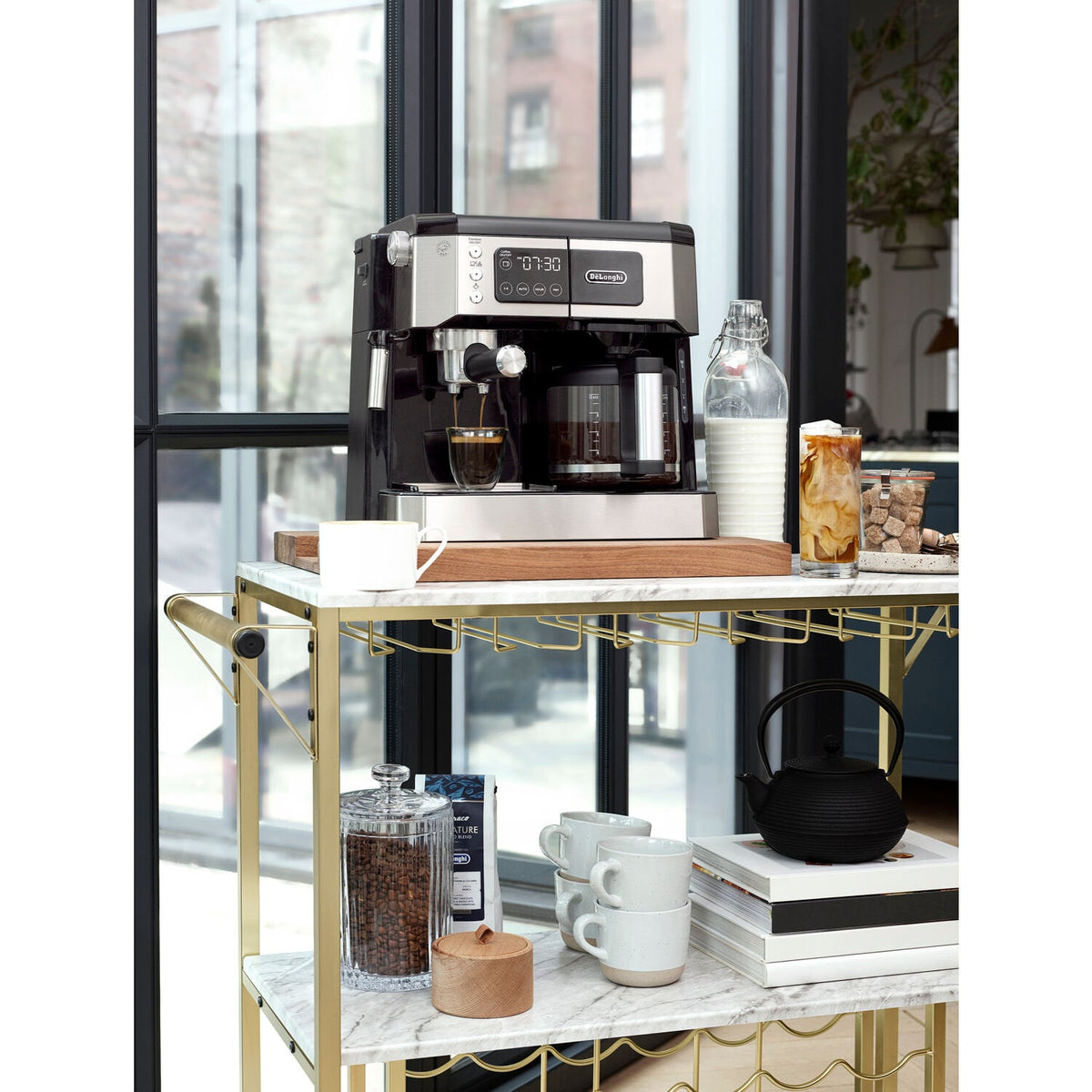 15-Bar Espresso and 10-Cup Drip Coffee Combination Brewer — product view 5
