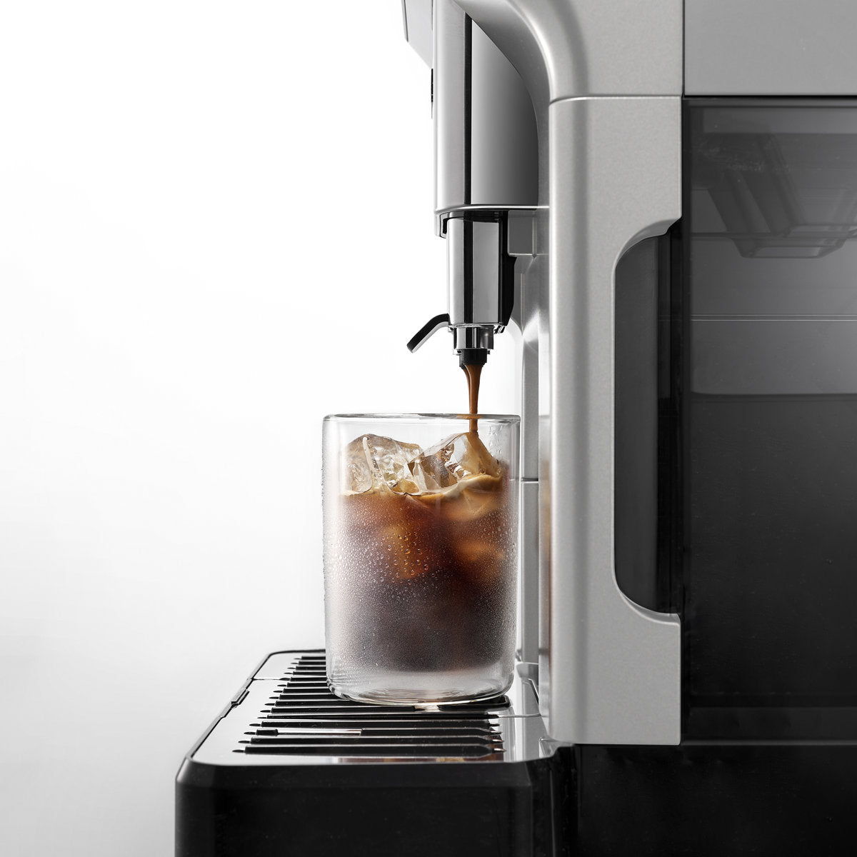Eletta Explore Cold Brew Espresso Machine — product view 3