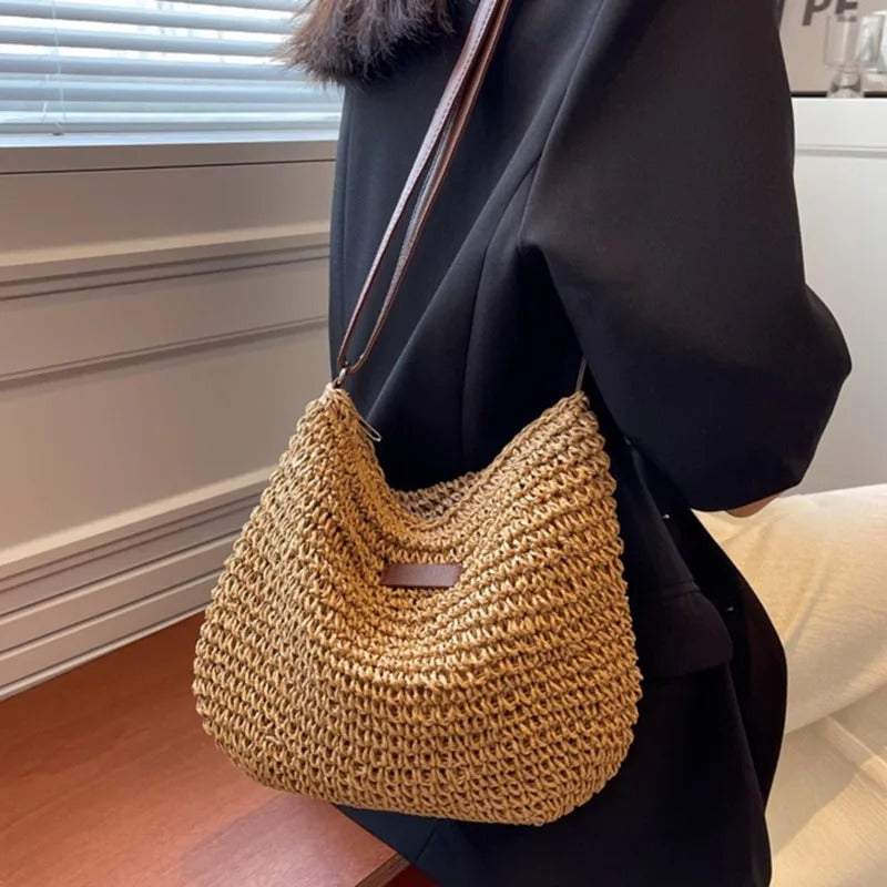 LoungeYard | Isabelle Ladies Handbag – Minimalist Design and Practical Size — product view 6