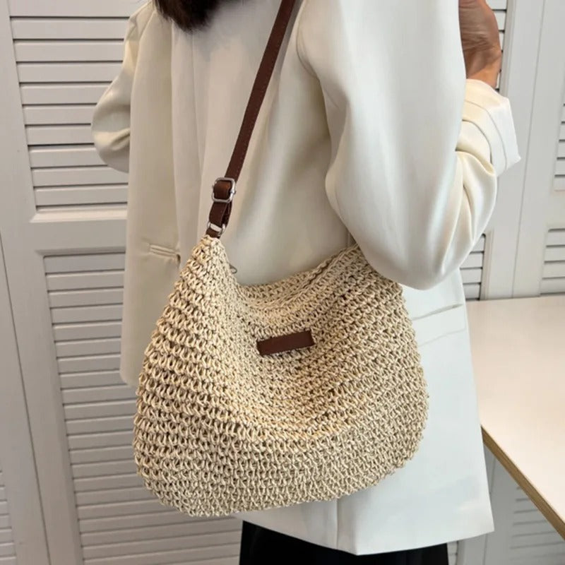 LoungeYard | Isabelle Ladies Handbag – Minimalist Design and Practical Size — product view 3