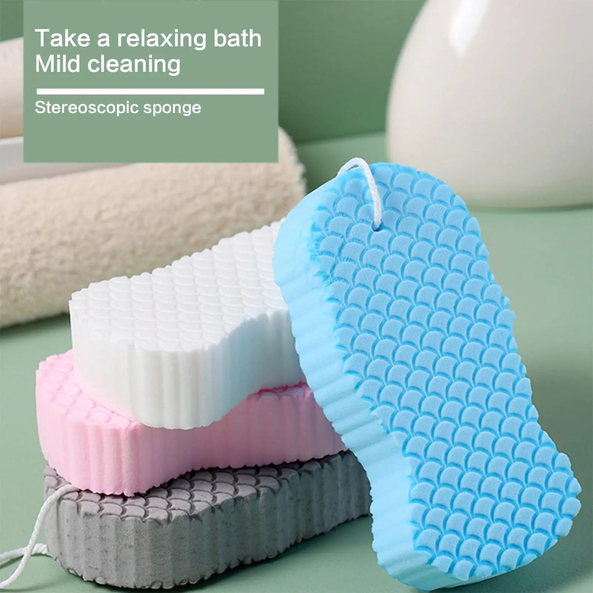 LoungeYard | Exfoliating Bath Sponge — product view 2