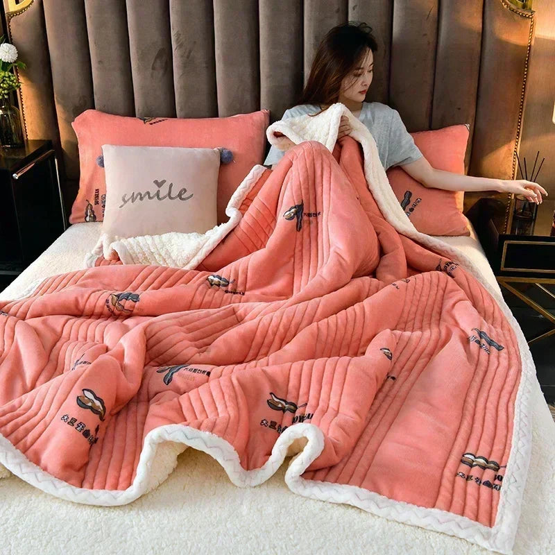 LoungeYard | Fluffy Winter Blanket — product view 5