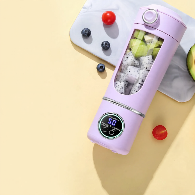 Portable juicer with stainless steel inner part, 601–800 ml — product view 1