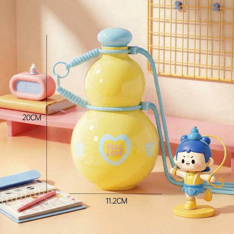 Pumpkin drinking bottle made of Tritan, 880 ml, with carrying handle — product view 3