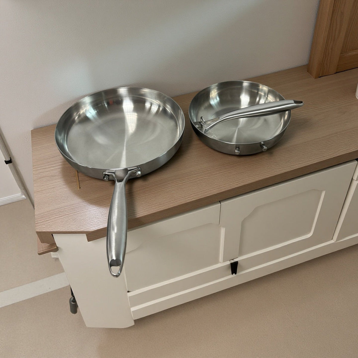 Frying pan, titanium-aluminum, non-stick — product view 2