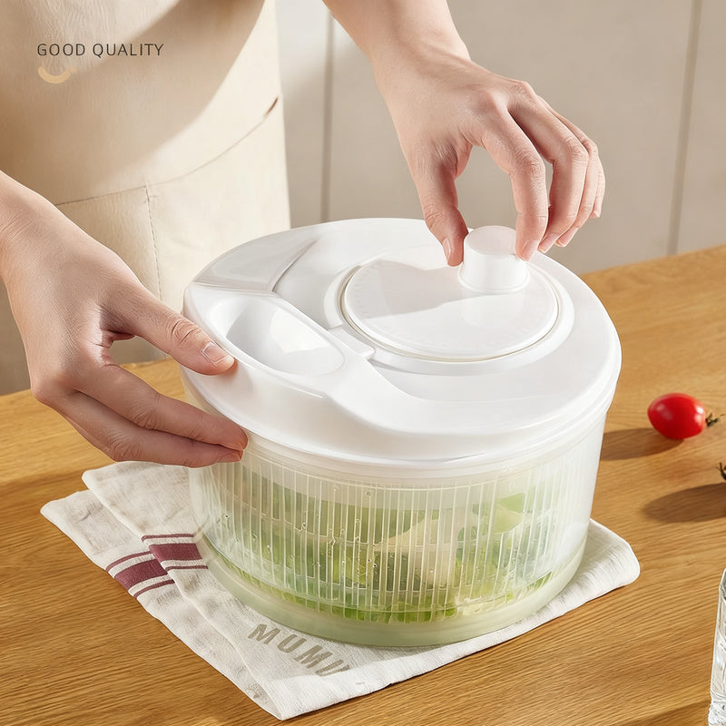 Manual salad spinner made of plastic — product view 1