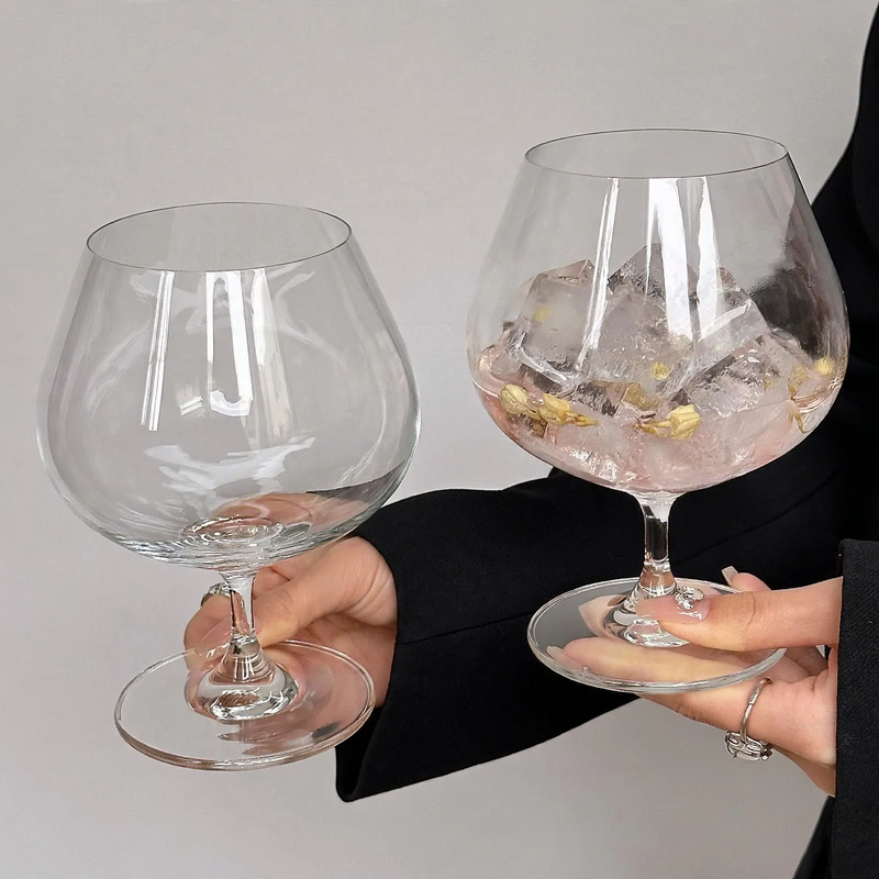 Wine glass, 601–700 ml, spherical shape — product view 1