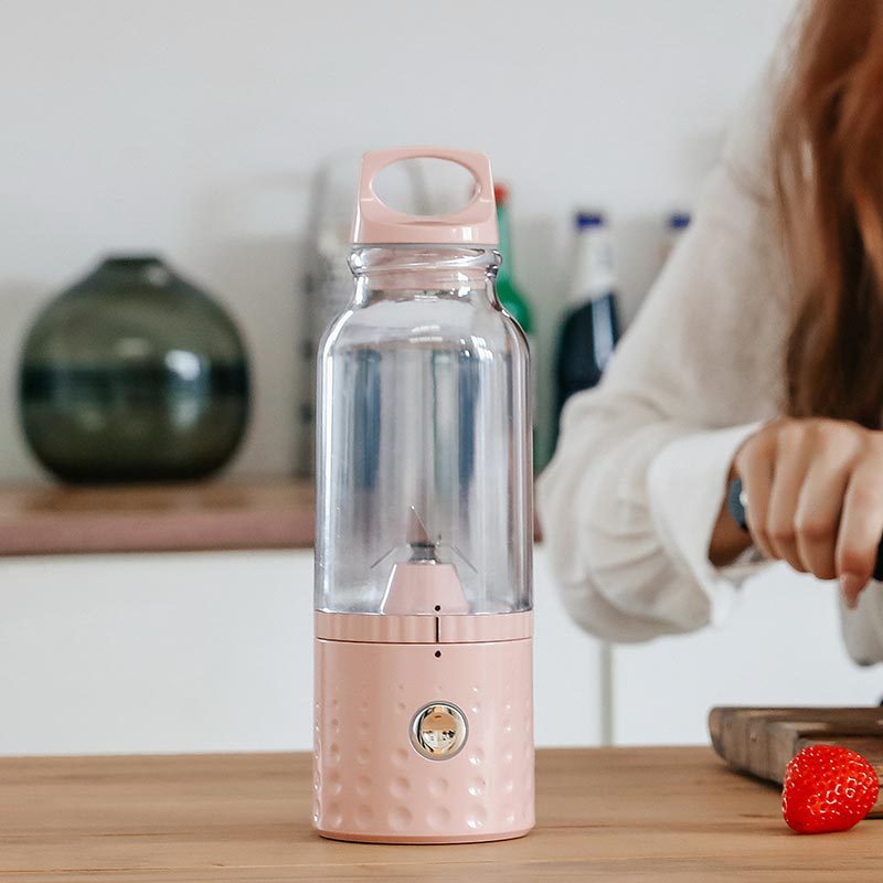 Portable juicer with USB charging, 500 ml — product view 2