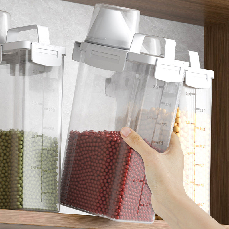 Plastic storage container with lid, airtight — product view 1