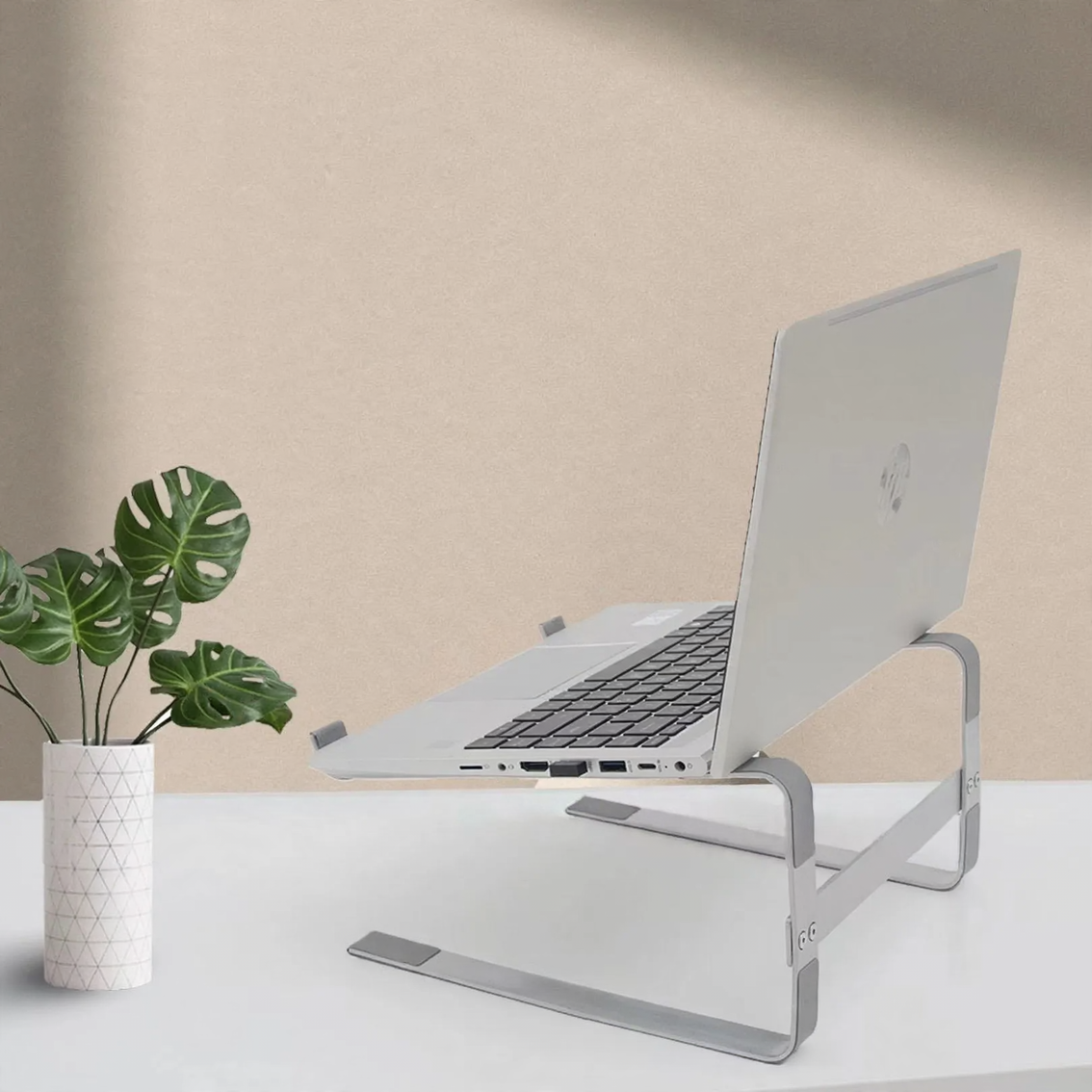 Laptop Stand M30, Aluminium — product view 1