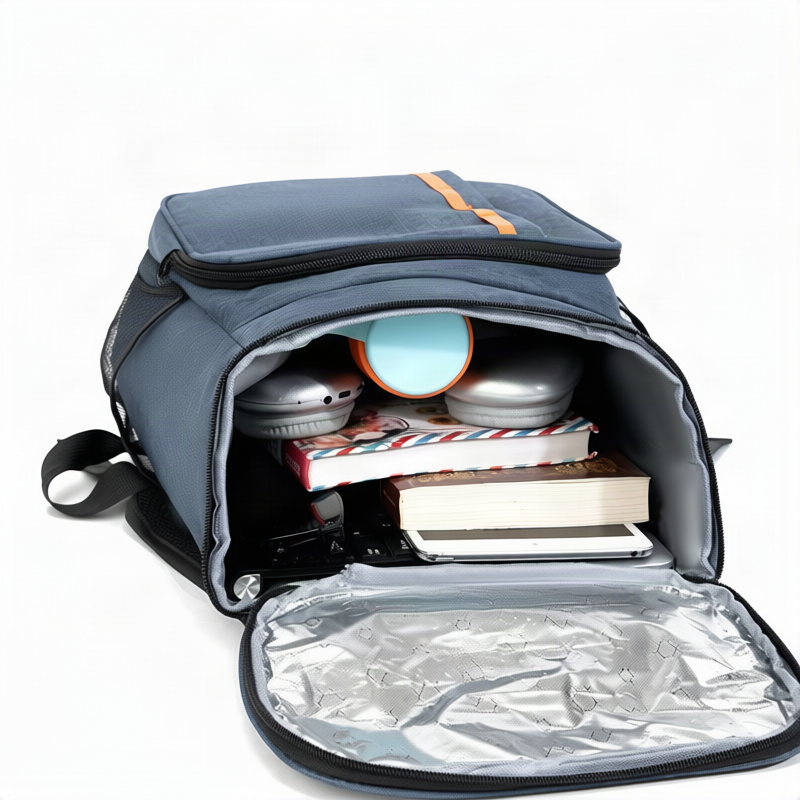 Insulated backpack with aluminum lining, portable — product view 1