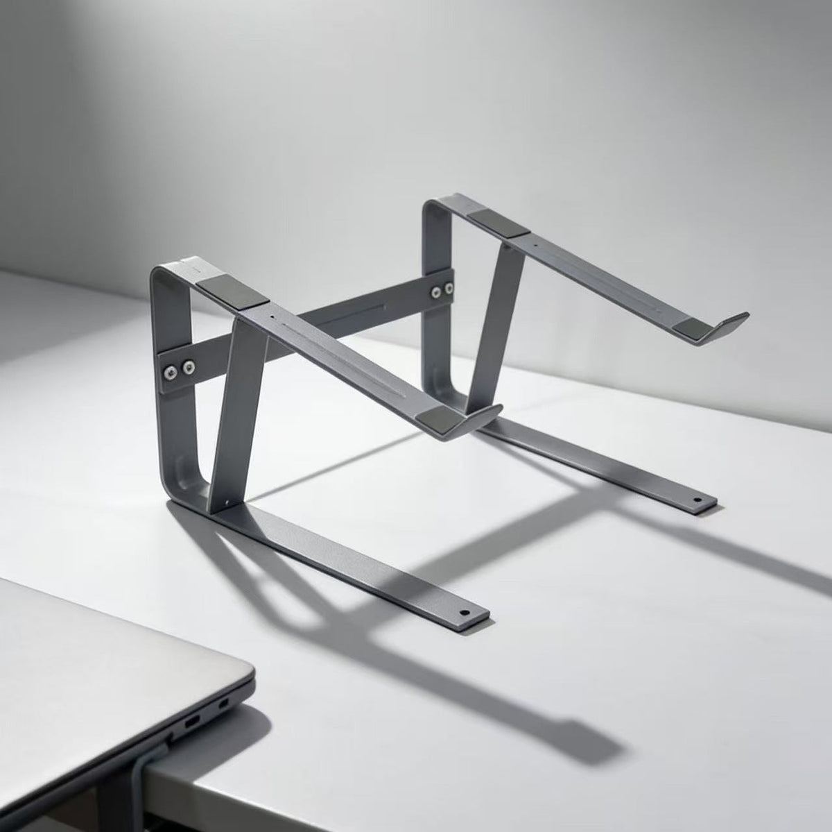 Laptop Stand M30, Aluminium — product view 2