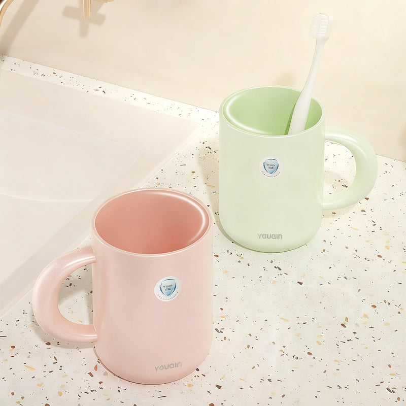 Plastic rinse cup, antibacterial, modern design — product view 2