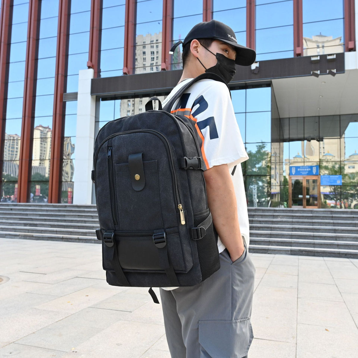 Men's backpack, canvas, 20–35 L, breathable — product view 3