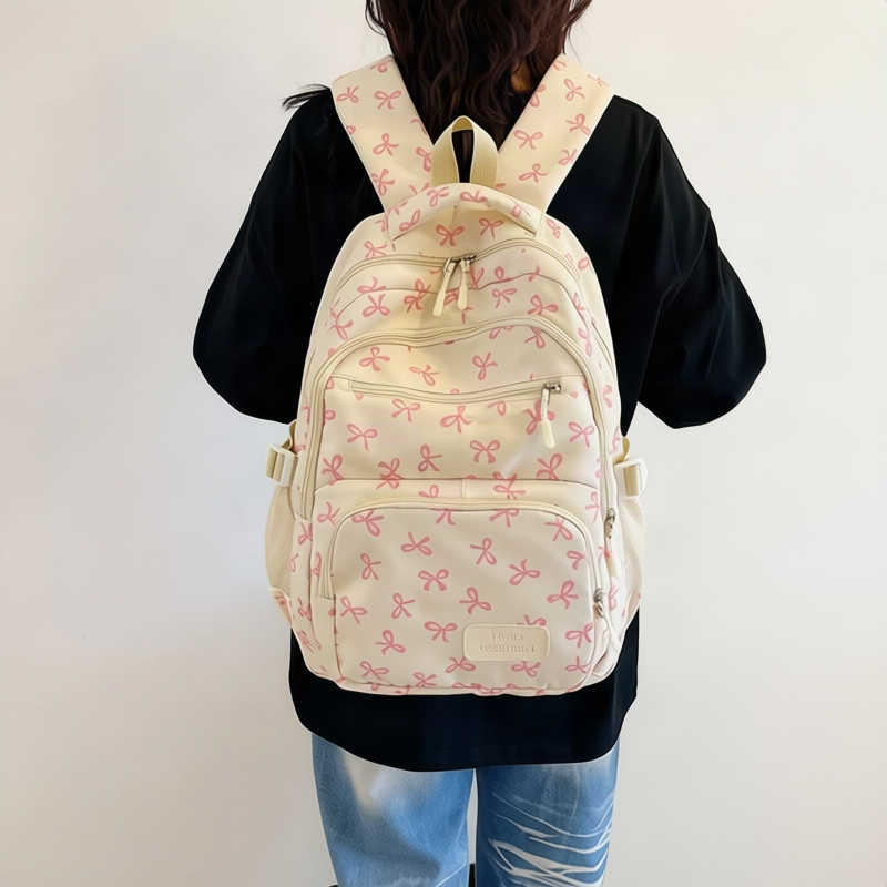 Nylon backpack, large capacity, modern design — product view 2