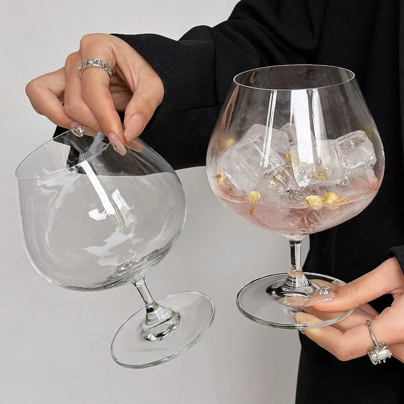 Wine glass, 601–700 ml, spherical shape — product view 3