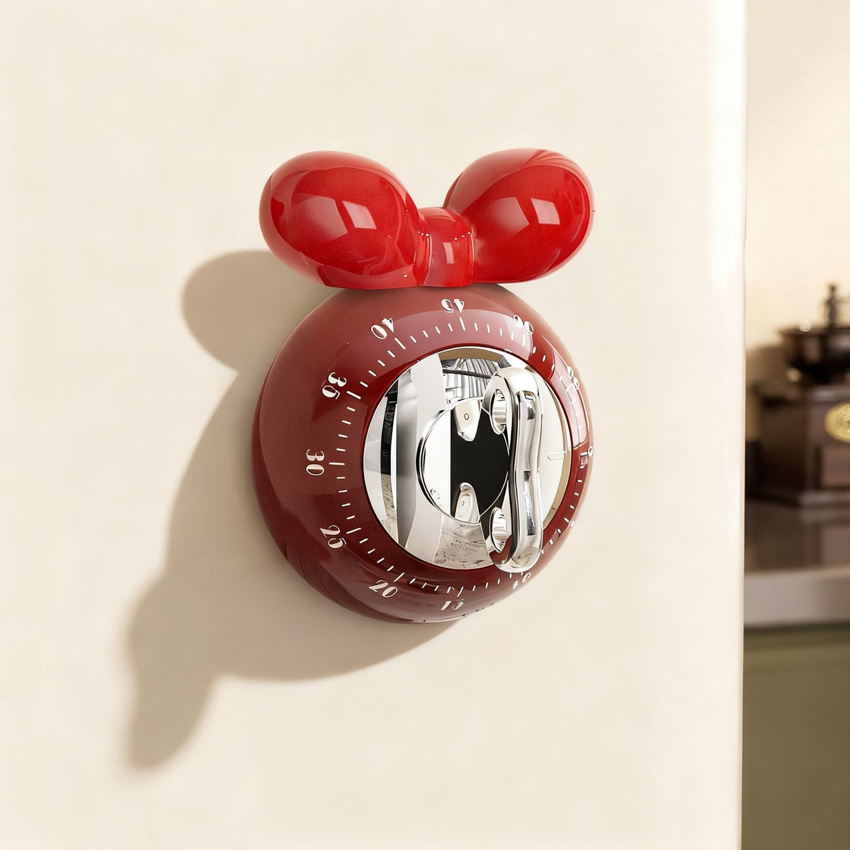 Mechanical kitchen timer with magnetic holder — product view 1