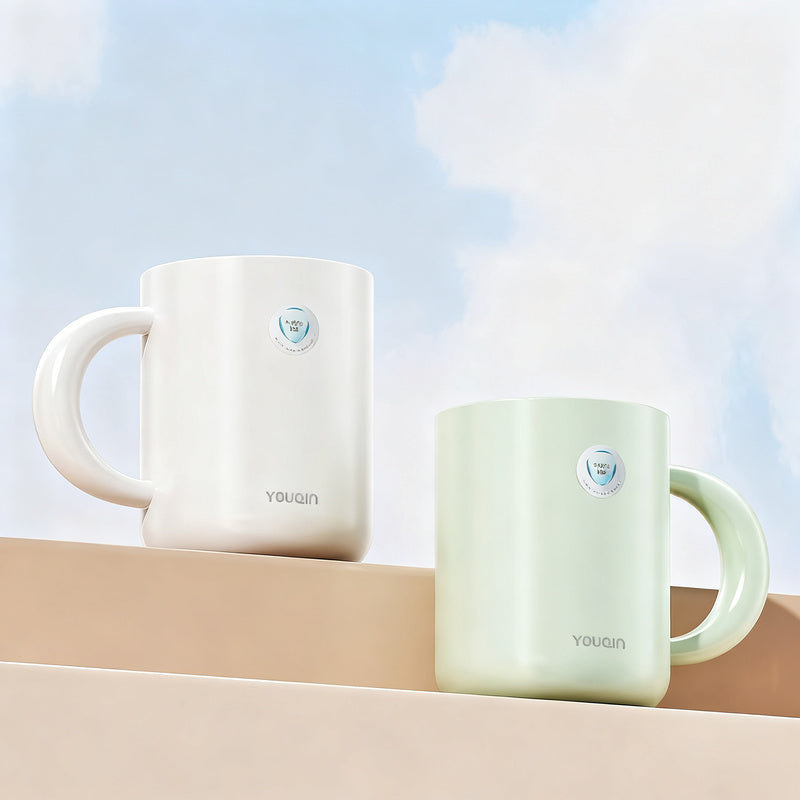 Plastic rinse cup, antibacterial, modern design — product view 3