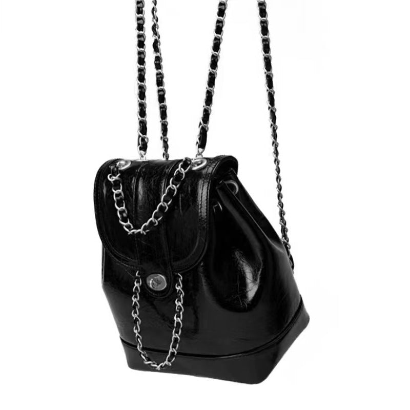 Compact backpack made of PU with chain decoration — product view 3