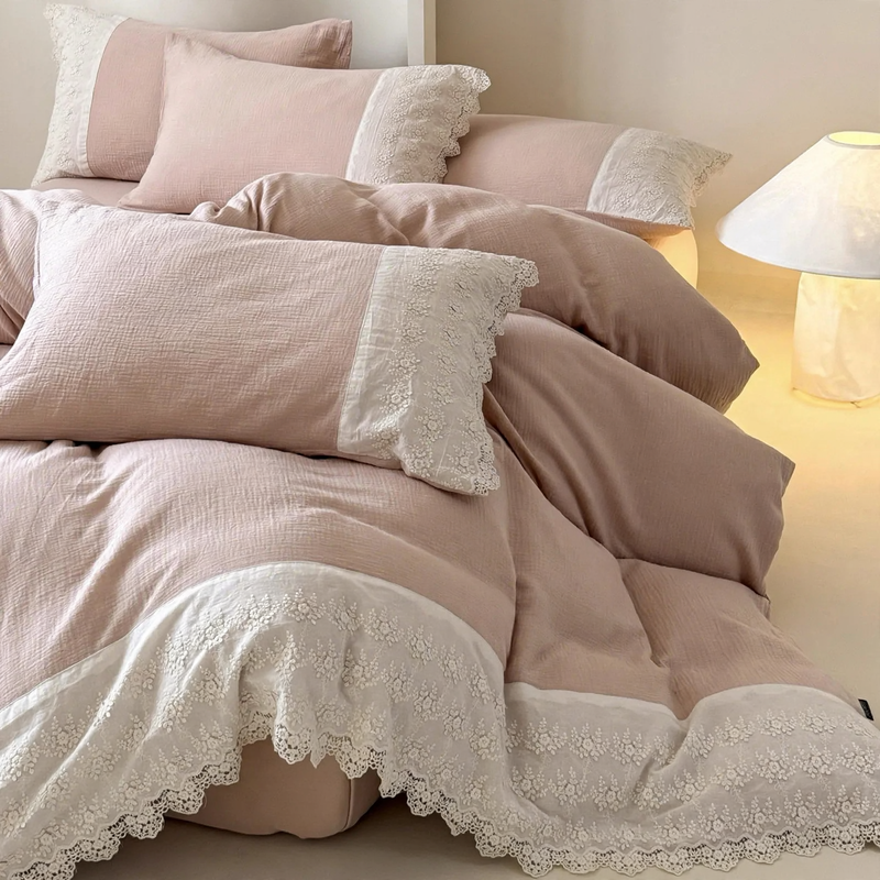 Cotton bedding set with lace, 4-piece — product view 1