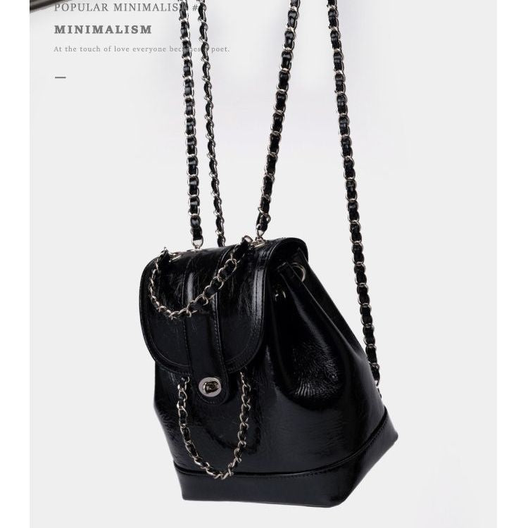Compact backpack made of PU with chain decoration — product view 4