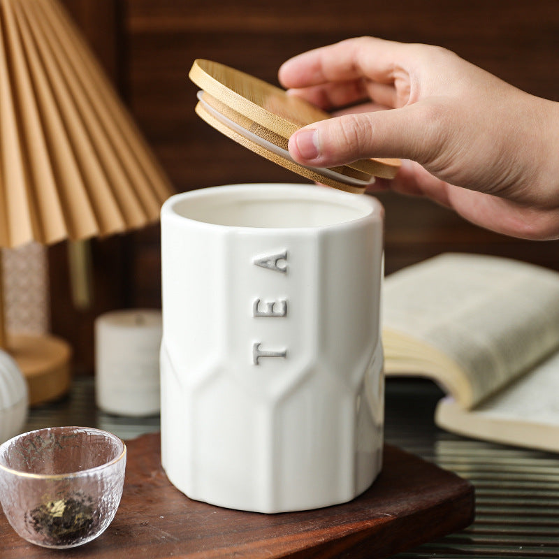 Ceramic storage jar with lid, modern design — product view 3
