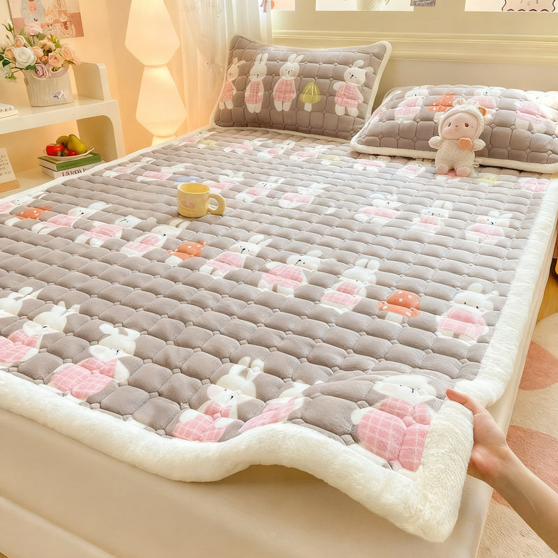 Fleece mattress topper, warm and soft — product view 5