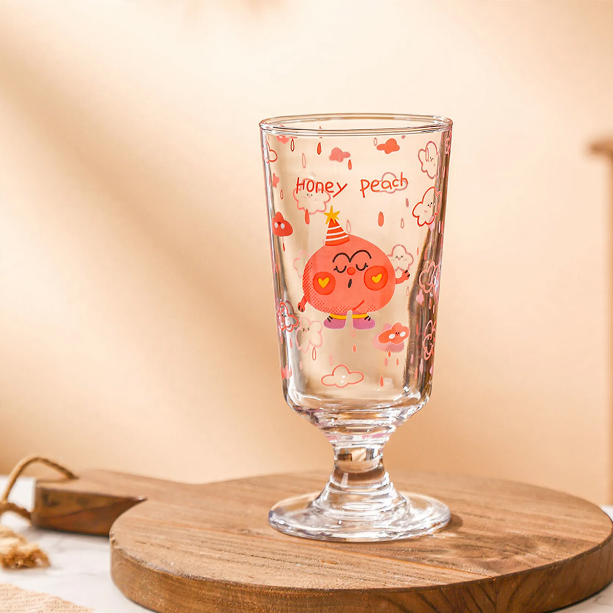 Wine glass, 601–700 ml, spherical shape — product view 3