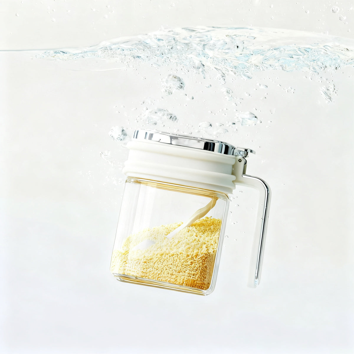 Spice box made of glass with a tight closure — product view 3