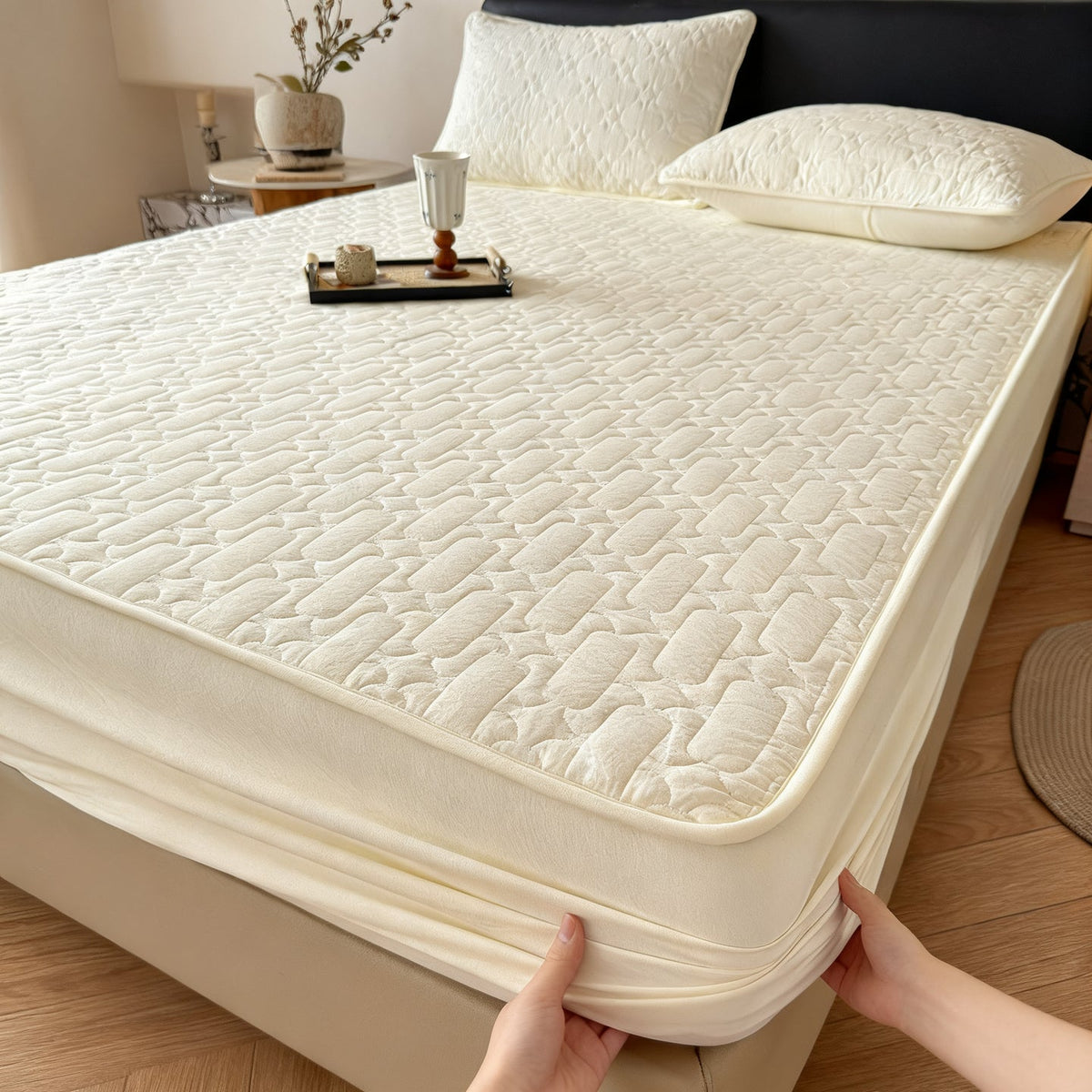 Mattress protector, waterproof, 90–180 cm — product view 1