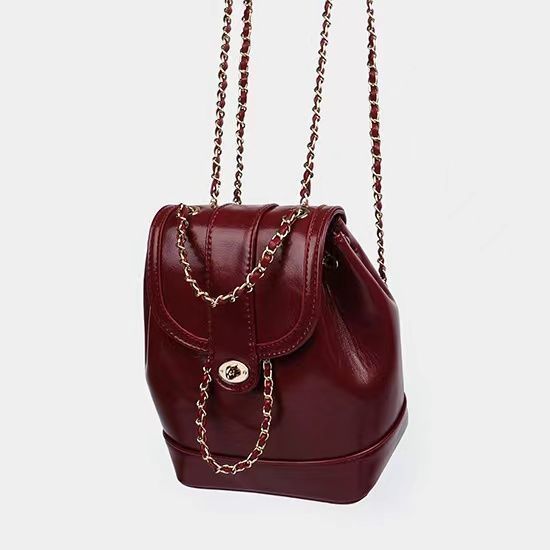 Compact backpack made of PU with chain decoration — product view 5