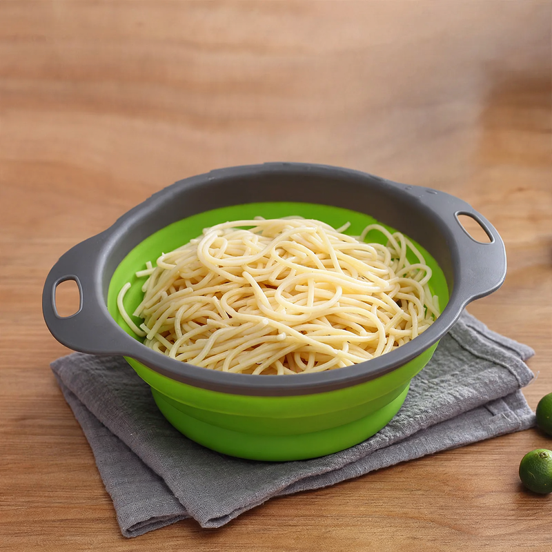 Folding vegetable bowl with strainer — product view 1
