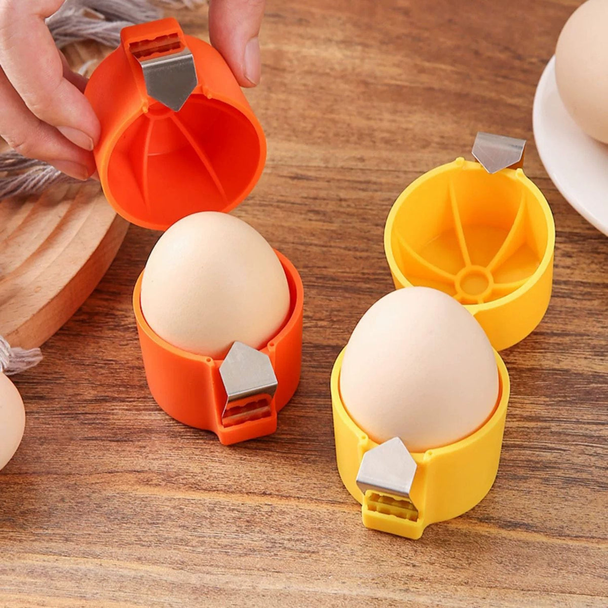 Egg peeler for peeling and separating — product view 3