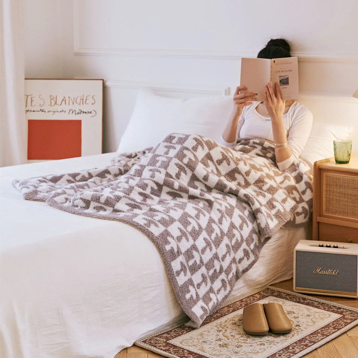 LoungeYard | Cozy Two Color Checkerboard Plaid Knitted Throw Blanket — product view 6