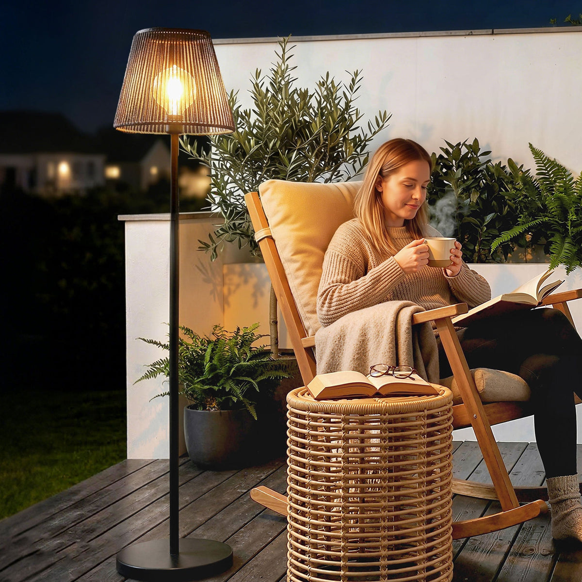 Outdoor Solar Floor Lamp with Light Sensor, Adjustable Height, Black — product view 4