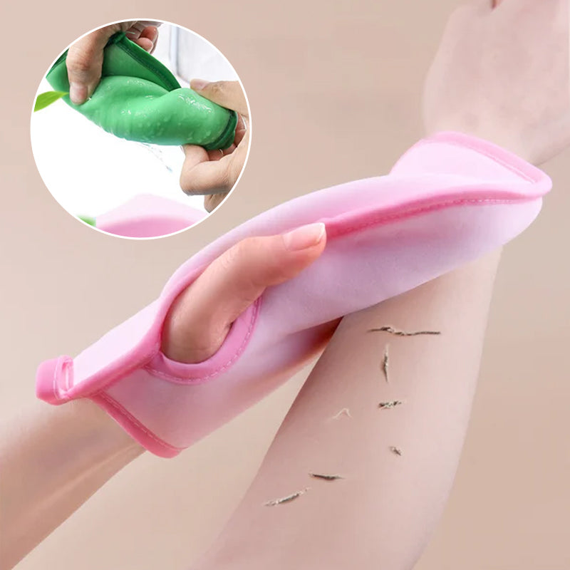 LoungeYard | Super Soft Exfoliating Bath Mitt — product view 5