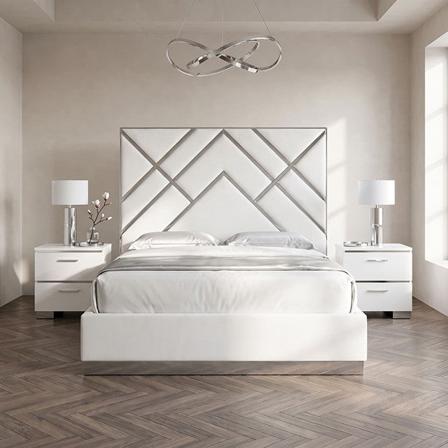 Stavola Silver/White Tufted Fabric Upholstered Queen Bed – FM77006SVWH — product view 1