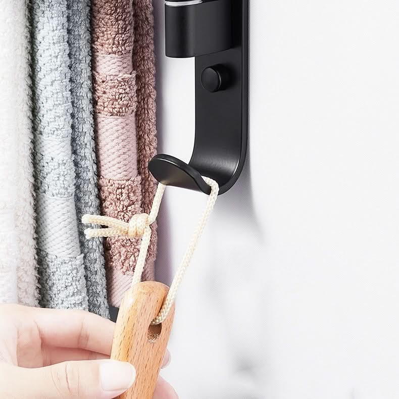 LoungeYard | Space-saving towel rack with a modern design — product view 4