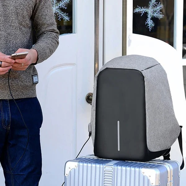 LoungeYard | Anti-Theft Backpack With USB Charging — product view 2