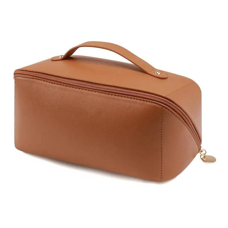 LoungeYard | Cosmetics Storage Bag — product view 4