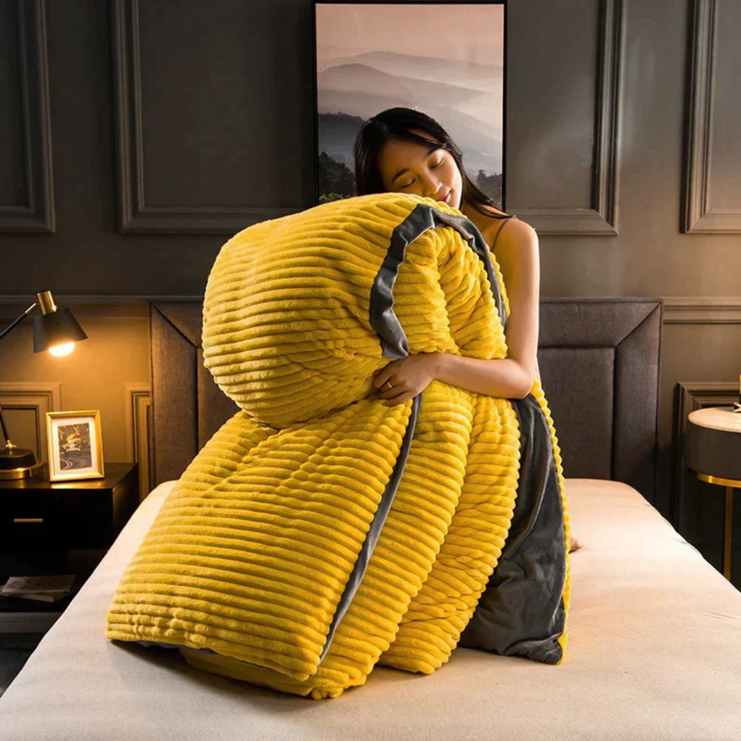 LoungeYard | Fleece Blanket Soft Warm Plush Bedding — product view 6