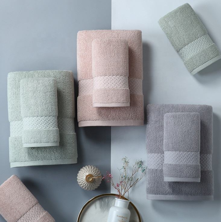 LoungeYard | 100% Egyptian Cotton Bath Towel 70x140cm - grey — product view 5