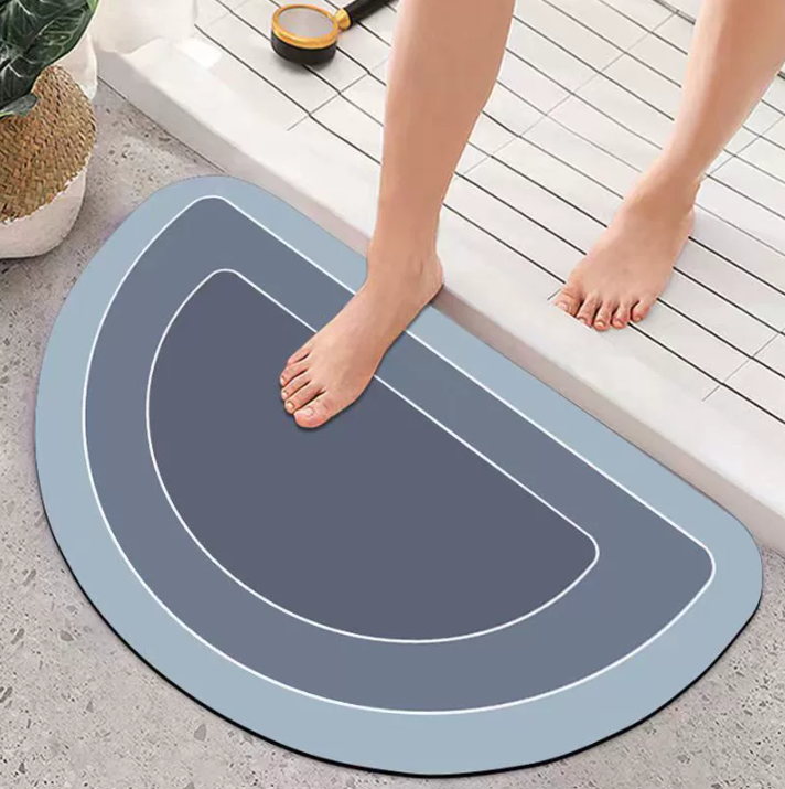 LoungeYard | Non Slip Quick Dry Bathroom Mat — product view 7