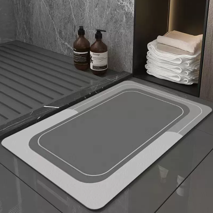 LoungeYard | Non Slip Quick Dry Bathroom Mat — product view 5